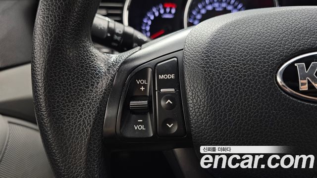 Kia K5 2.0 Smart Standard 2013 — фото 19