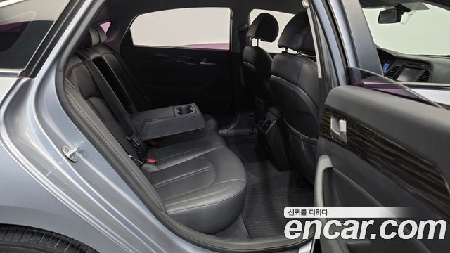 Hyundai Sonata (LF) 2.0 Smart 2016 — фото 12