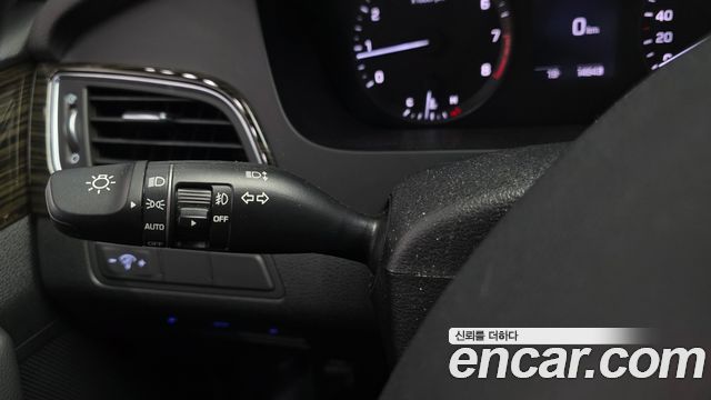Hyundai Sonata (LF) 2.0 Smart 2016 — фото 27