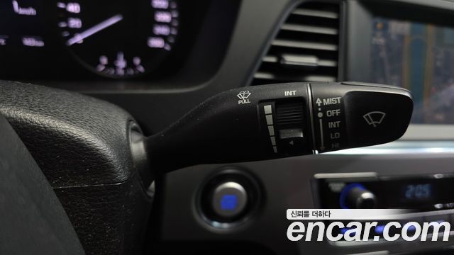 Hyundai Sonata (LF) 2.0 Smart 2016 — фото 28
