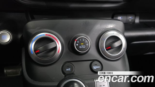 Hyundai Casper The Essential Light 2024 — фото 15