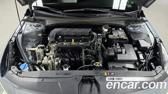 Hyundai Avante (CN7) 1.6 Inspiration 2021 — фото 6