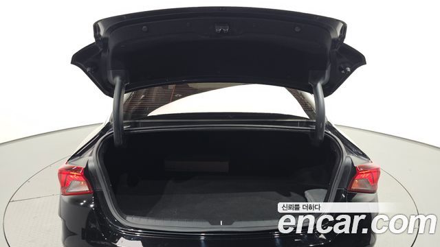 Kia K5 (III) 2.0 LPI(Renter car) Strandard 2023 — фото 30