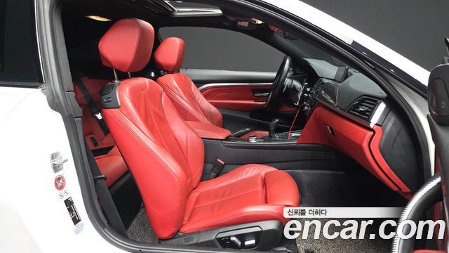 BMW 4 Series (F32) 430i M Sport Coupe 2018 — фото 11