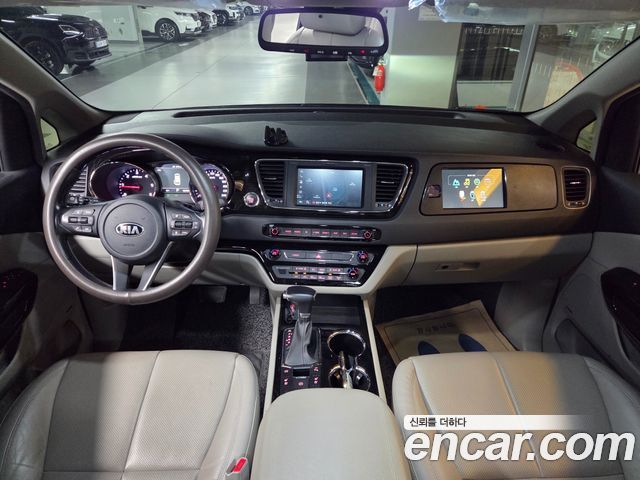 Kia Carnival 9-Seater Noblesse Special 2019 — фото 7