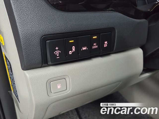 Kia Carnival 9-Seater Noblesse Special 2019 — фото 23