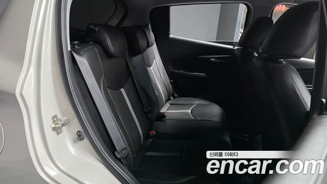 Chevrolet Spark Premier 2021 — фото 11