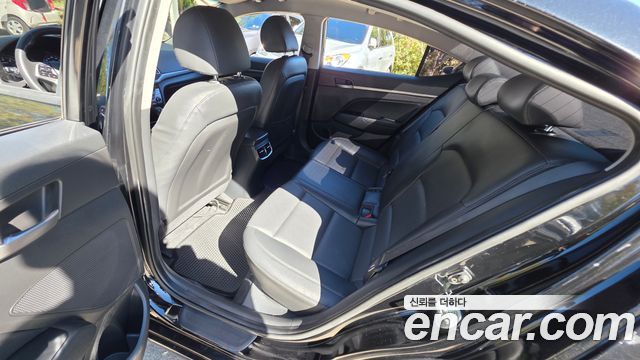 Hyundai Avante (AD) 1.6 GDI Smart 2017 — фото 26