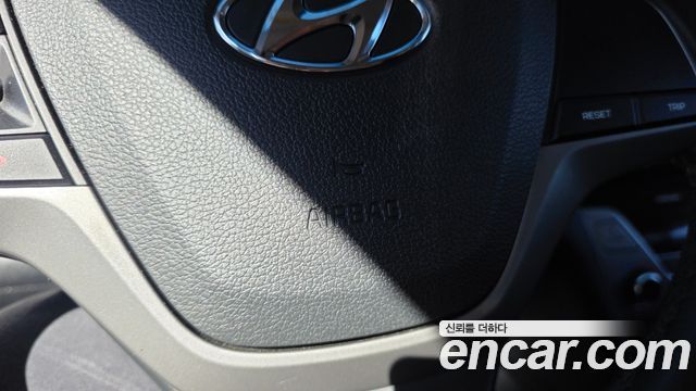 Hyundai Avante (AD) 1.6 GDI Smart 2017 — фото 34