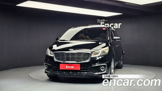 Kia Carnival 9-seater Noblesse 2015 — фото 3