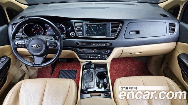 Kia Carnival 9-seater Noblesse 2015 — фото 7