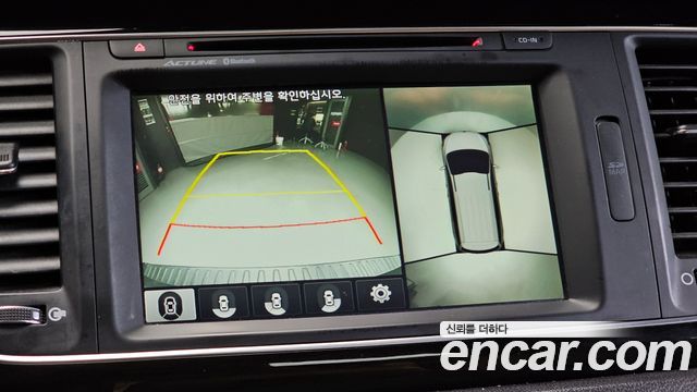 Kia Carnival 9-seater Noblesse 2015 — фото 16