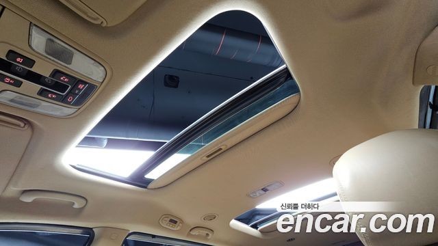 Kia Carnival 9-seater Noblesse 2015 — фото 17