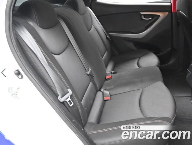 Hyundai Avante 1.6 GDi Style 2014 — фото 16
