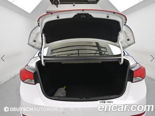 Hyundai Avante 1.6 GDi Style 2014 — фото 23