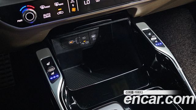 Kia Sorento (IV) HEV 1.6 4WD Gravity 2024 — фото 19