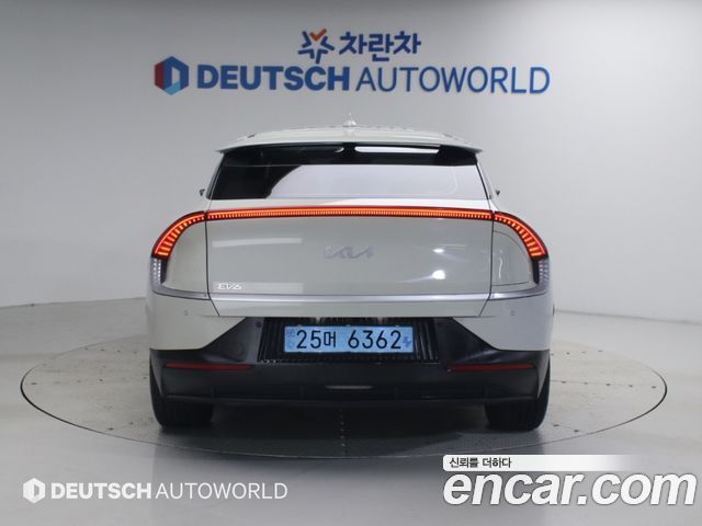 Kia EV6 Long Range Air 2023 — фото 4