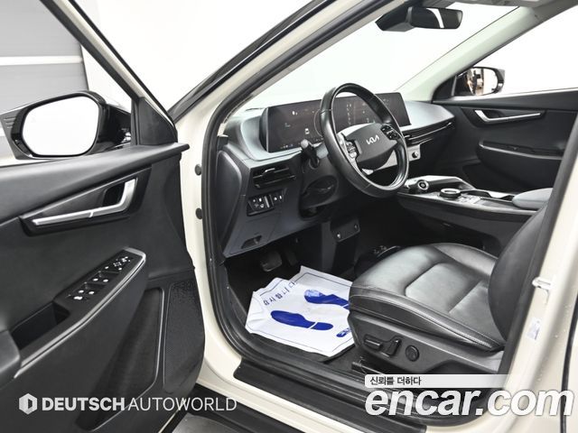 Kia EV6 Long Range Air 2023 — фото 15