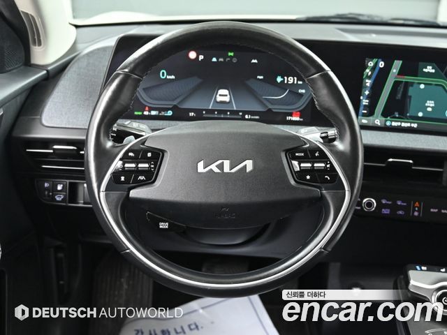 Kia EV6 Long Range Air 2023 — фото 17