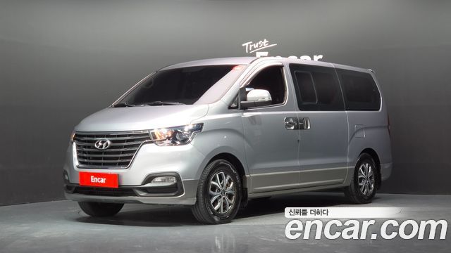 Hyundai Grand Starex Urban 9-Seater Premium Spicial