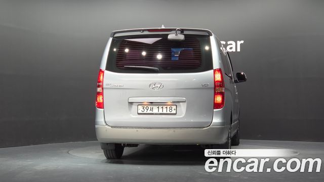 Hyundai Grand Starex Urban 9-Seater Premium Spicial 2018 — фото 4