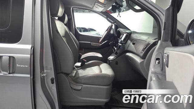Hyundai Grand Starex Urban 9-Seater Premium Spicial 2018 — фото 11