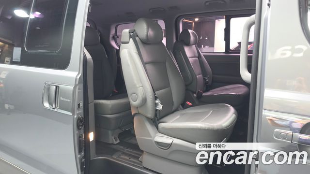 Hyundai Grand Starex Urban 9-Seater Premium Spicial 2018 — фото 12