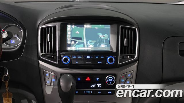 Hyundai Grand Starex Urban 9-Seater Premium Spicial 2018 — фото 14
