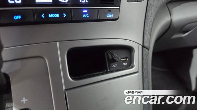 Hyundai Grand Starex Urban 9-Seater Premium Spicial 2018 — фото 27