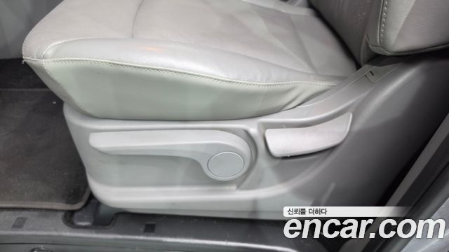 Hyundai Grand Starex Urban 9-Seater Premium Spicial 2018 — фото 31