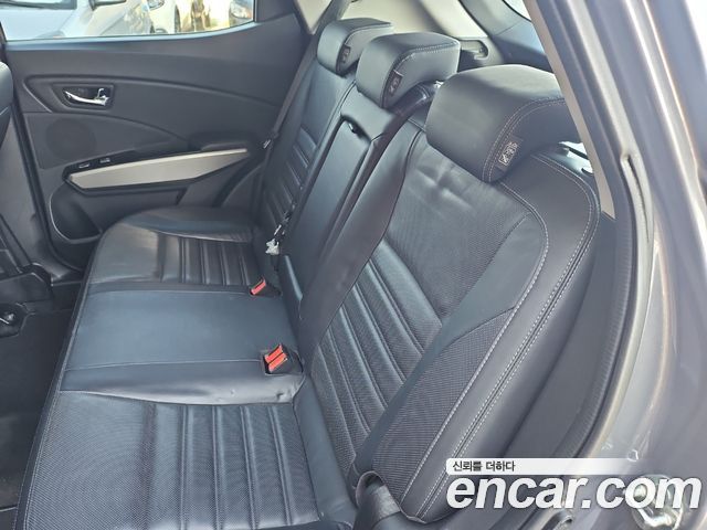 KG Mobility (SsangYong) Tivoli LX 2WD HI-DLX 2015 — фото 17