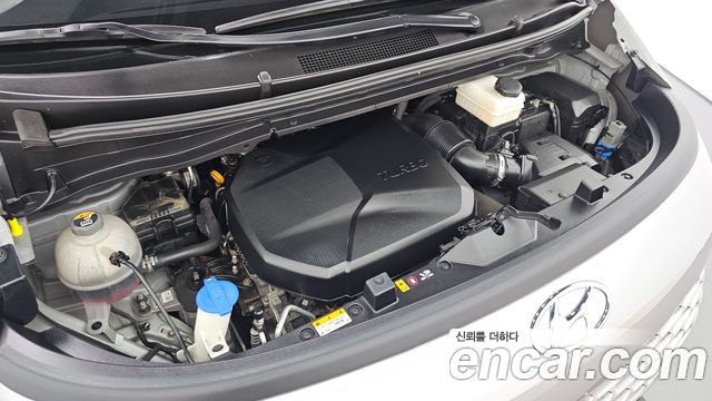 Hyundai Staria Cargo 3-Seater Modern 2022 — фото 6