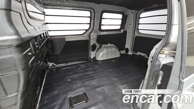 Hyundai Staria Cargo 3-Seater Modern 2022 — фото 19