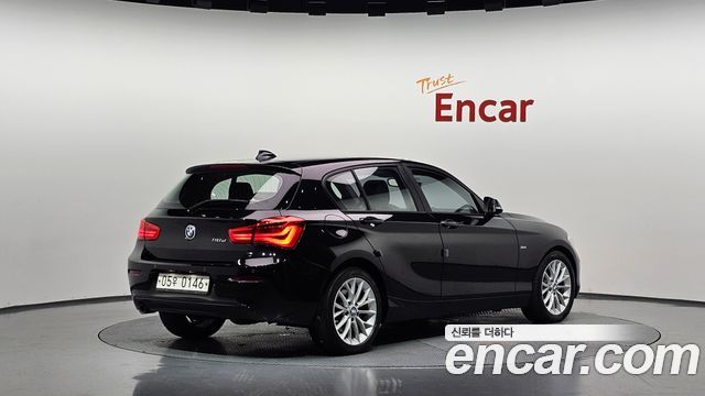 BMW 1 Series (F20) 118d Sport 5Door 2016 — фото 2