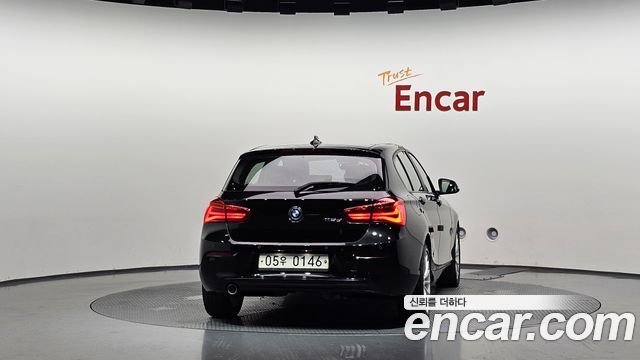 BMW 1 Series (F20) 118d Sport 5Door 2016 — фото 4