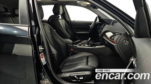 BMW 1 Series (F20) 118d Sport 5Door 2016 — фото 11