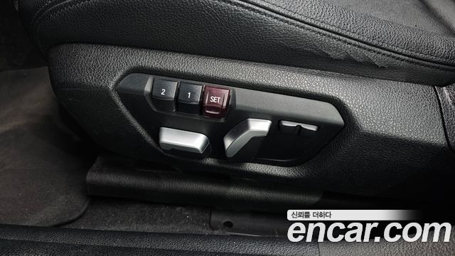 BMW 1 Series (F20) 118d Sport 5Door 2016 — фото 18