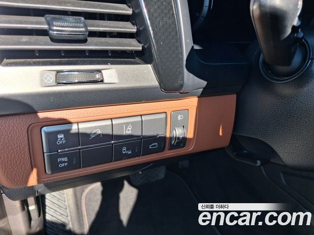 KG Mobility (SsangYong) Rexton Sports Khan Diesel 2.2 4WD Noblesse (5-Link) 2020 — фото 15