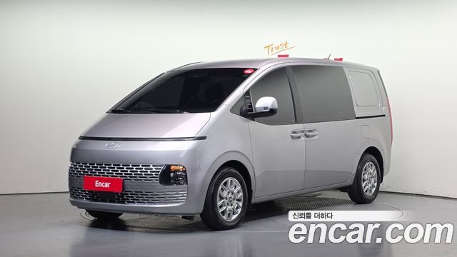Hyundai Staria HEV 1.6 Cargo 5-Seater Modern