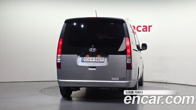 Hyundai Staria HEV 1.6 Cargo 5-Seater Modern 2025 — фото 4