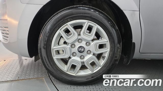 Hyundai Staria HEV 1.6 Cargo 5-Seater Modern 2025 — фото 5