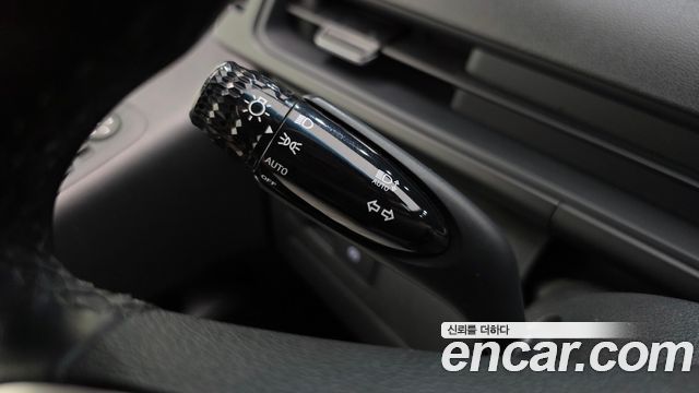 Hyundai Staria HEV 1.6 Cargo 5-Seater Modern 2025 — фото 15