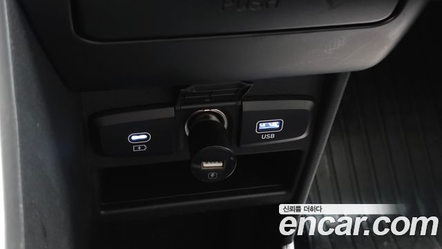 Hyundai Staria HEV 1.6 Cargo 5-Seater Modern 2025 — фото 19