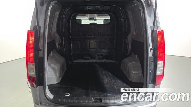 Hyundai Staria HEV 1.6 Cargo 5-Seater Modern 2025 — фото 29