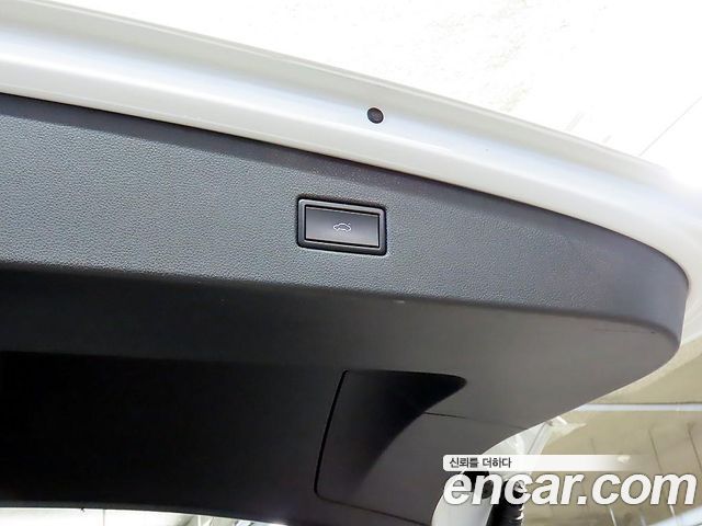 Volkswagen Tiguan (II) 2.0 TDI Premium 2020 — фото 21