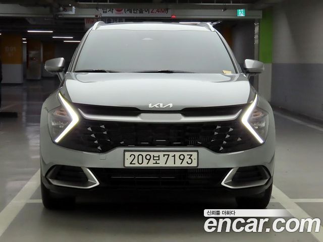 Kia Sportage (V) Diesel 2.0 2WD Prestige 2023 — фото 2