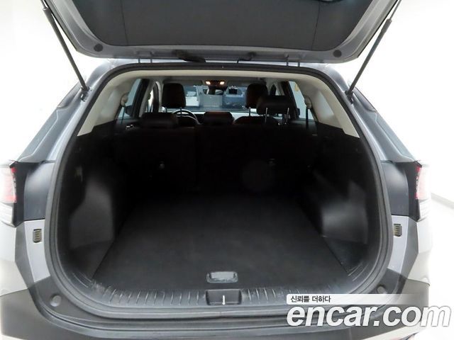 Kia Sportage (V) Diesel 2.0 2WD Prestige 2023 — фото 5