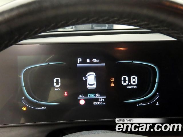 Kia Sportage (V) Diesel 2.0 2WD Prestige 2023 — фото 6