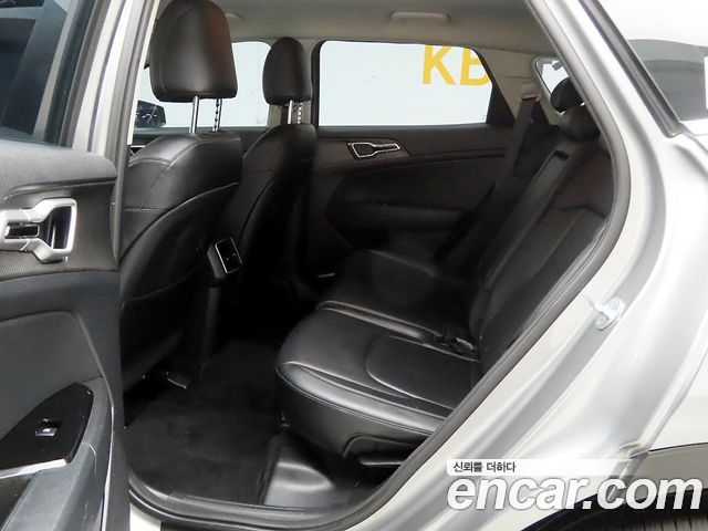 Kia Sportage (V) Diesel 2.0 2WD Prestige 2023 — фото 19