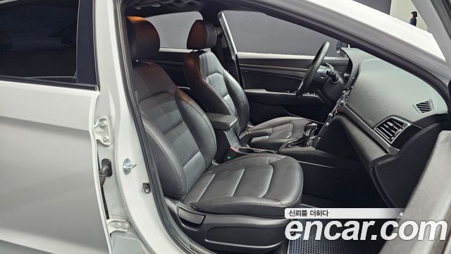 Hyundai Avante (AD) 1.6 GDI Modern 2016 — фото 12